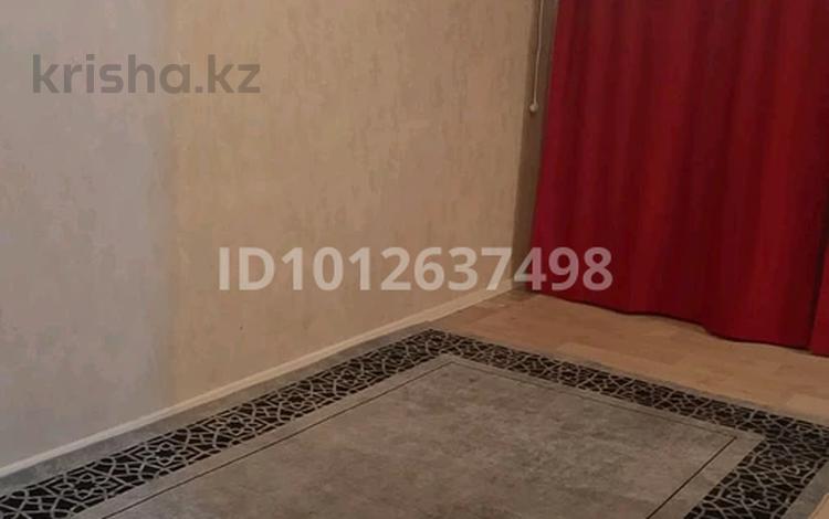 1-бөлмелі пәтер · 35 м² · 2/5 қабат, Абай даңғылы 28 — Универсам, бағасы: 80 000 ₸ в  — фото 2