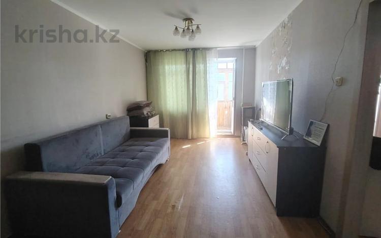 1-комнатная квартира · 34 м² · 7/9 этаж, 70 КВАРТАЛ за 7.8 млн ₸ в Темиртау — фото 2