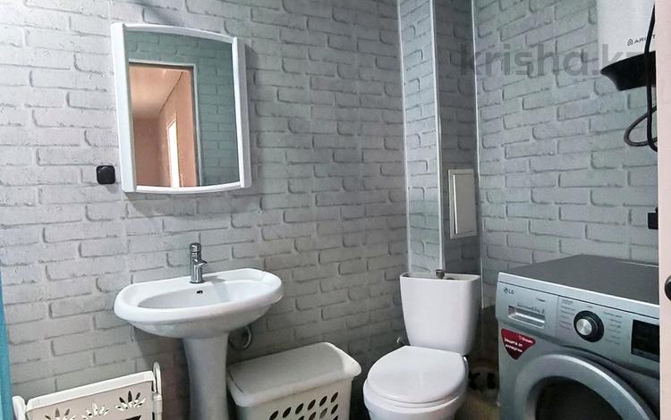 2-комнатная квартира · 41.7 м² · 8/9 этаж, Тайманова за 8.5 млн ₸ в Уральске — фото 2