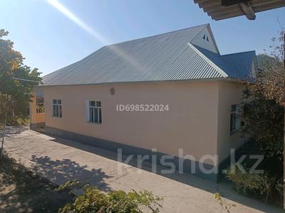 Отдельный дом · 7 комнат · 210 м² · 16 сот., Амангелди Иманов 81 за 45 млн 〒 в Шардара