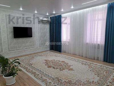 3-комнатная квартира · 100.4 м² · 3/7 этаж, 17-й мкр, ​17-й микрорайон 110 за 42 млн 〒 в Актау