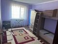 2-комнатная квартира, 60 м², 1/3 этаж помесячно, Сулейманова 270 за 120 000 〒 в Таразе — фото 4