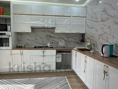 4-комнатная квартира · 138.2 м² · 3/5 этаж, мкр. Алтын орда 54А за 78 млн 〒 в Актобе
