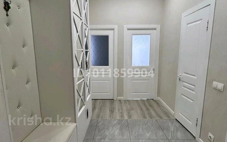 2-бөлмелі пәтер · 61 м² · 6/12 қабат, Туран 46/4, бағасы: 49 млн ₸ в Астане, Есильский р-н — фото 3