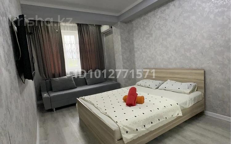 1-комнатная квартира · 45 м² · 7/13 этаж, Кабдолова 14 за 15 000 ₸ в Алматы, Ауэзовский р-н — фото 2