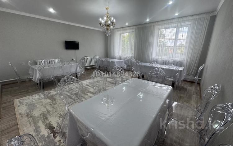 Дом · 5 комнат · 174 м², 3 проезд Станционная 38/30 за 70 000 ₸ в Костанае, Костанай-2 — фото 2