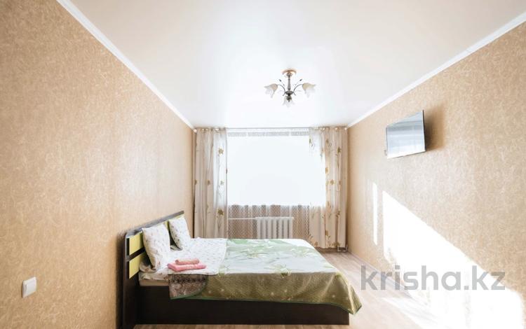1-комнатная квартира, 35 м², 1/5 этаж по часам, Назарбаева 109 за 6 900 〒 в Петропавловске — фото 2