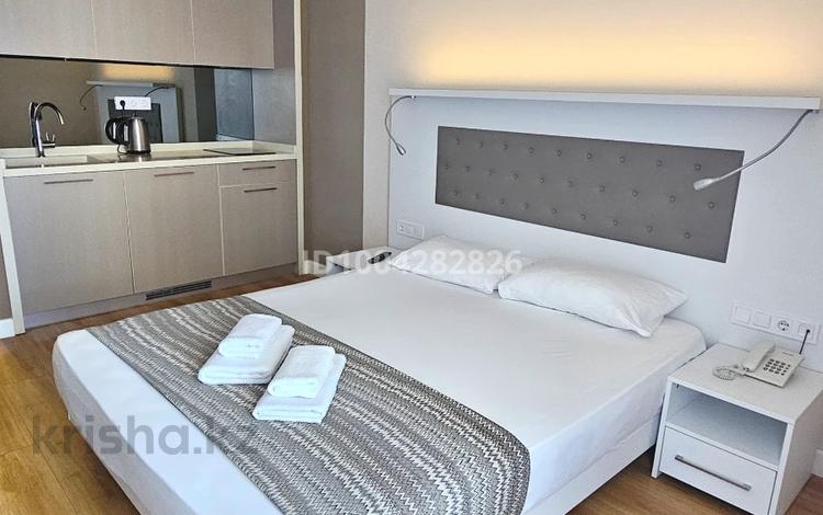 1-бөлмелі пәтер · 30 м² · 9 қабат, Ш.Химшиашвили 5, бағасы: 27 600 ₸ в Батуми — фото 4