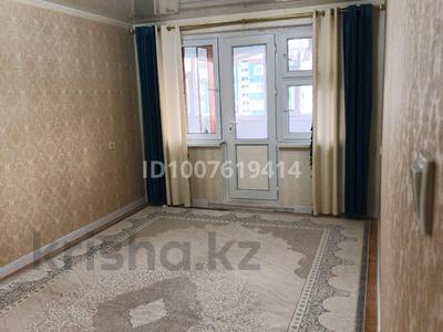 2-комнатная квартира · 45 м² · 3/5 этаж, Махамбет даңғылы 23 — Бәйтерек аялдамасына қарсы за 100 000 〒 в Кульсары