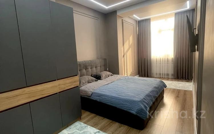 2-бөлмелі пәтер · 80 м² · 10/17 қабат, 17-ш/а. 23, бағасы: 300 000 ₸ в Актау, 17-й мкр — фото 2