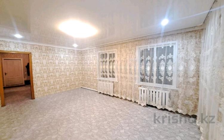 Отдельный дом • 3 комнаты • 93 м² • 11 сот., Новопавловка 1 за 15 млн 〒 в Петропавловске — фото 2