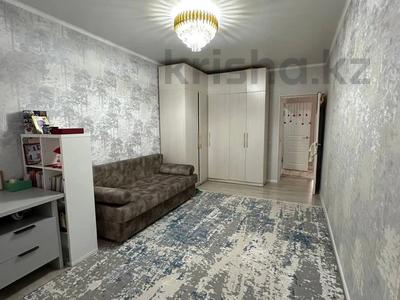 2-комнатная квартира · 74.3 м² · 1/5 этаж, 19-й мкр 14 за 28 млн ₸ в Актау