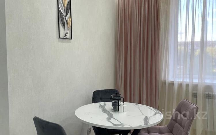 1-бөлмелі пәтер · 44 м² · 3/5 қабат, Северо восток 2 19 А, бағасы: 21 млн ₸ в Уральске — фото 2