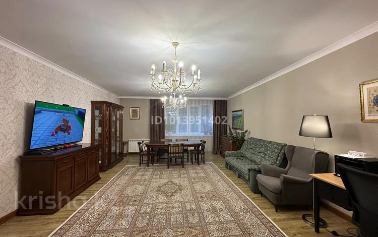 3-комнатная квартира · 147.9 м² · 2/9 этаж, Аскарова Асанбая 21/9 за 108 млн ₸ в Алматы, Наурызбайский р-н — фото 2