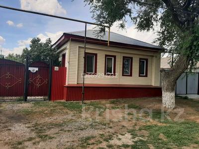 Отдельный дом · 2 комнаты · 40 м² · 6 сот., проспект Нурсултана Назарбаева 61 за 35 млн 〒 в Уральске