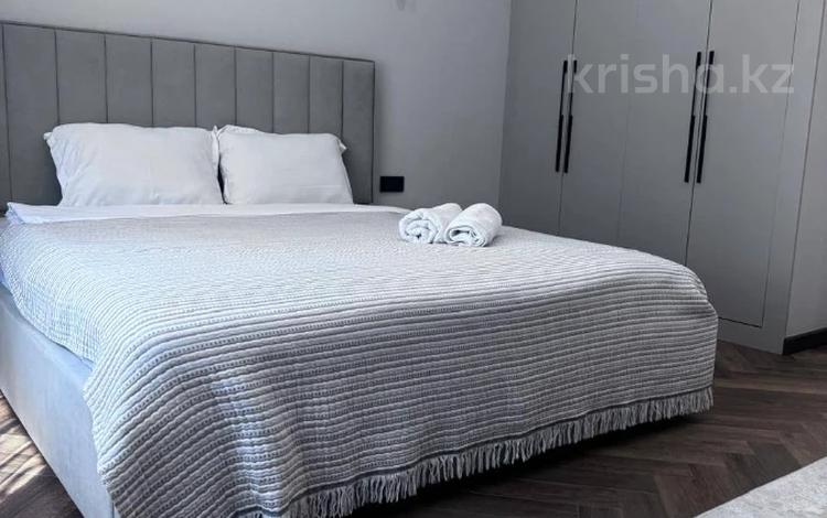 1-комнатная квартира · 40 м² · 1/12 этаж, Сейфуллина 416 — ЛУЧШАЯ КВАРТИРА за 400 000 ₸ в Алматы, Алмалинский р-н — фото 8