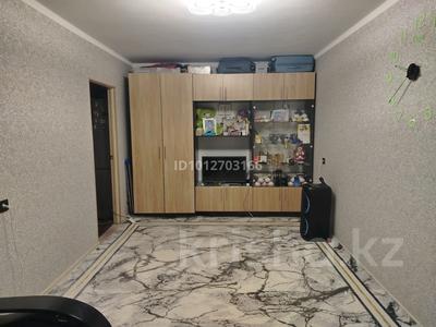 2-бөлмелі пәтер · 40.6 м² · 1/5 қабат, 50 лет октября — Бак-Бак базар касында, бағасы: 13 млн ₸ в Рудном