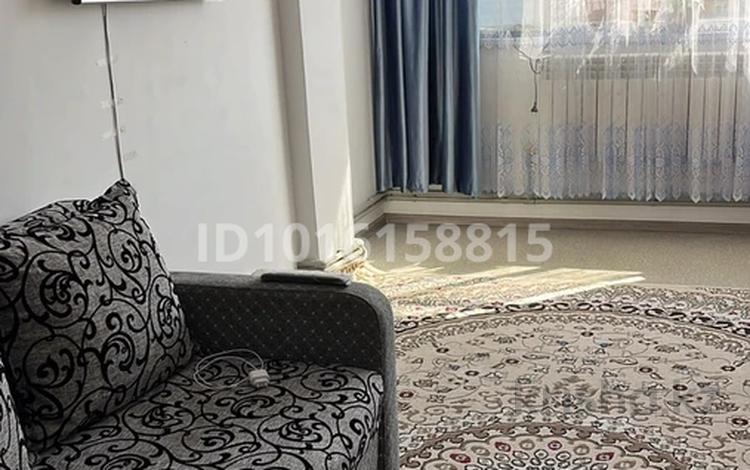 2-бөлмелі пәтер · 60 м² · 5/5 қабат, Улы Дала ш/а. 1027, бағасы: 18 млн ₸ в Таразе, мкр Улы Дала — фото 2