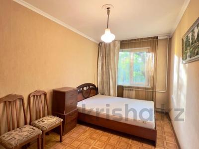 3-бөлмелі пәтер, 60 м², 2/4 қабат, мкр №10 12, бағасы: 29.5 млн 〒 в Алматы, Ауэзовский р-н