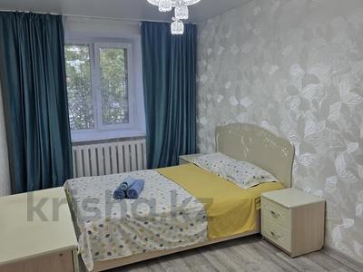 2-бөлмелі пәтер · 60 м² · 1/9 қабат, Набережная Славского 44, бағасы: 350 000 ₸ в Усть-Каменогорске
