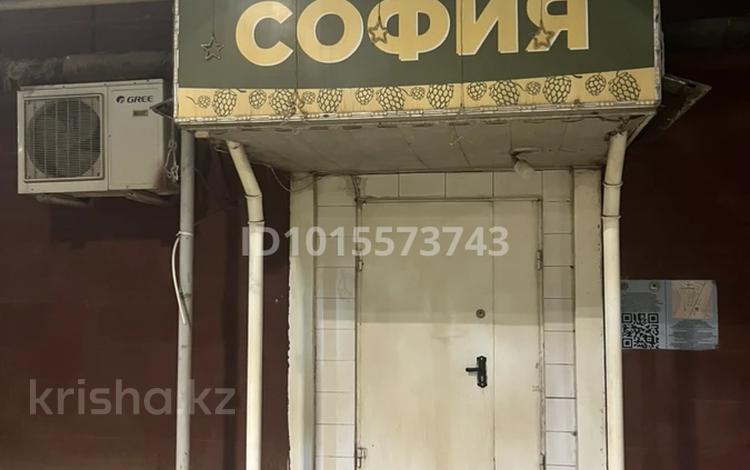 Свободное назначение, офисы, магазины и бутики, салоны красоты, медцентры и аптеки, образование, развлечения · 54 м² за 37 млн ₸ в Алматы, Турксибский р-н — фото 2
