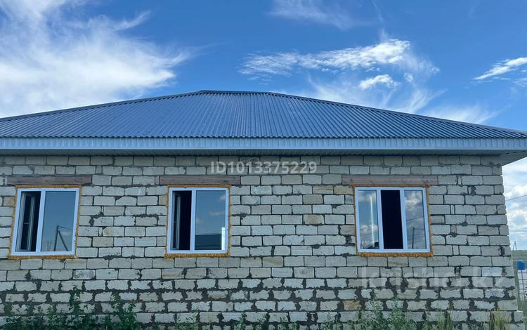 Отдельный дом · 3 комнаты · 110 м² · 10 сот., Жанаконыс-4 1121 за 8.5 млн ₸ в Актобе, жилой массив Жанаконыс-4 — фото 2