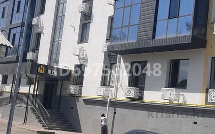 2-бөлмелі пәтер · 50 м² · 2/5 қабат, Казанкап Акын 2/4 — Алдиярова Казанкап Акына, бағасы: 24.5 млн ₸ в Шымкенте, Енбекшинский р-н — фото 2