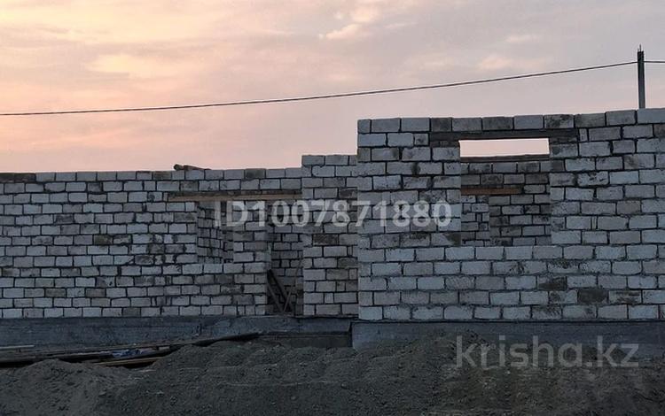 Отдельный дом · 4 комнаты · 90 м² · 10 сот., Кырыкбаитак — Возле водоема за 6.5 млн 〒 в Махамбетах — фото 13