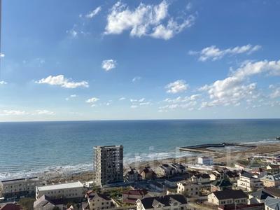 4-комнатная квартира · 155 м² · 14/27 этаж, 15-й мкр 69 за 67 млн 〒 в Актау