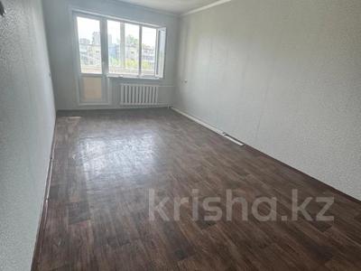 2-комнатная квартира · 45 м² · 5/5 этаж, мкр-н 7 за 7.5 млн 〒 в Темиртау