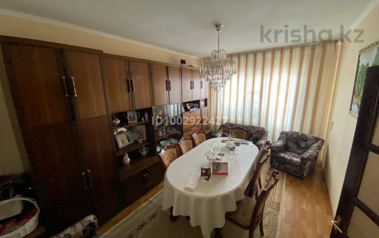 3-комнатная квартира · 65 м² · 5/5 этаж, Гамалея 19 — Сзади магазина корзинка за 17 млн ₸ в Таразе — фото 5