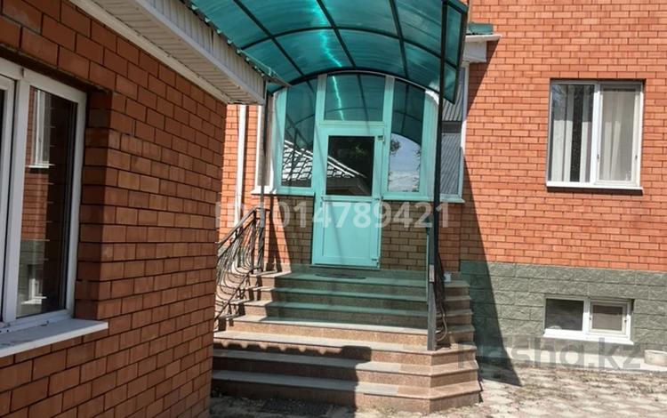 Отдельный дом · 8 комнат · 320 м² · 11 сот., Некрасова 146 за 800 000 ₸ в Актобе — фото 2