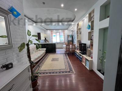 3-комнатная квартира · 89 м² · 9/9 этаж, мкр Акбулак, Чуланова 137 за 38.5 млн 〒 в Алматы, Алатауский р-н