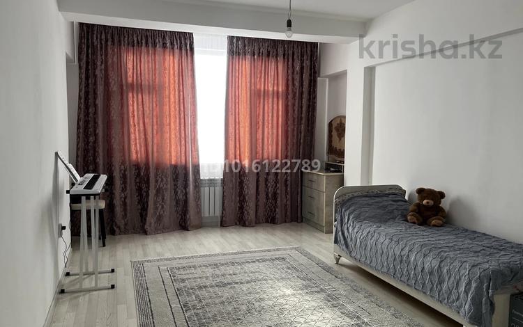 3-комнатная квартира · 92.9 м² · 2/5 этаж, мкр Улы Дала 60 — Айдархан Тұрлыбаев 3 за 30 млн ₸ в Таразе — фото 2