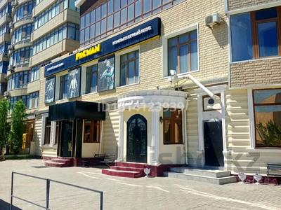 Еркін, кеңселер, қоғамдық тамақтану орны, сұлулық салондары, білім орталықтары, ойын-сауық · 368 м², бағасы: 147.5 млн ₸ в Актобе, мкр 12