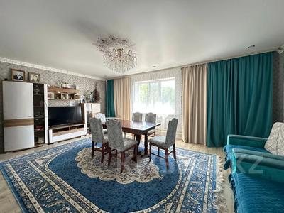 Отдельный дом · 4 комнаты · 116.6 м² · 10 сот., Байшешек за 45 млн 〒 в Семее