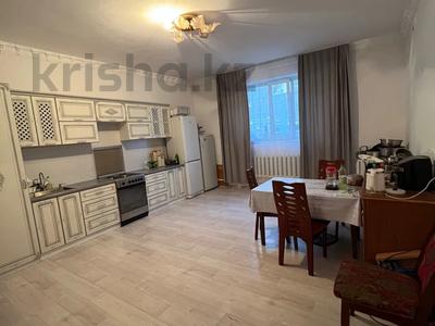 Отдельный дом · 6 комнат · 300 м² · 10 сот., Ледовского 43 — За бассейном Толкын за 55 млн 〒 в Павлодаре