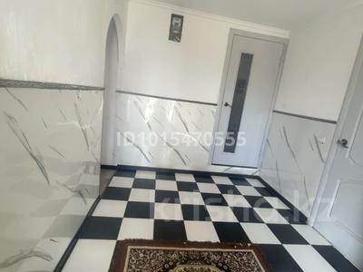 Жеке үй · 5 бөлме · 260 м² · 12 жүзд., Бейбітшілік 12 — Село алмалы, бағасы: 25 млн ₸ в Алмалы