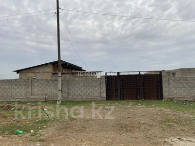 Часть дома · 4 комнаты · 80 м² · 8 сот., Байконыс 16 — Обл. Жамбылская, г. Тараз, р-н Жібек Жолы, м. Кемел, ул. Байконыс, д. 16 (ранее: обл. Жамбылская, г. Тараз, р-н Жибек Жолы, м. Кемел, ул. Байконыс, д. 16) за 7 млн 〒