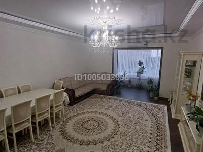 3-комнатная квартира · 130 м² · 4/5 этаж, мкр. Алтын орда, Ораз татеұлы 2а за 50 млн ₸ в Актобе