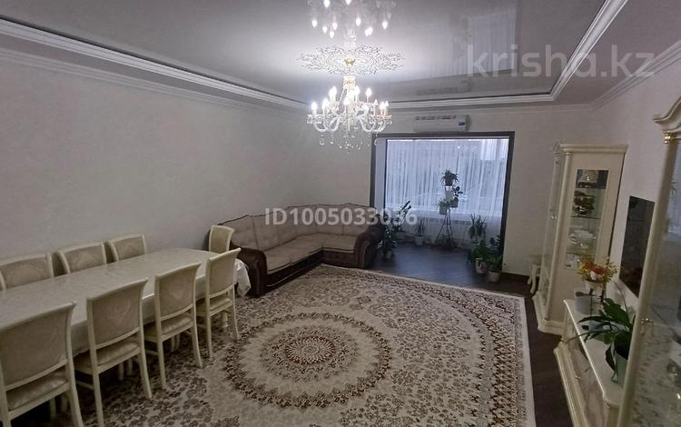 3-комнатная квартира · 130 м² · 4/5 этаж, мкр. Алтын орда, Ораз татеұлы 2а за 50 млн ₸ в Актобе — фото 2