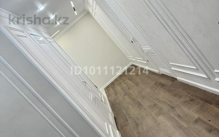 4-бөлмелі пәтер · 150 м² · 6/12 қабат, Генерала Дюсенова 22, бағасы: 91 млн ₸ в Павлодаре — фото 3