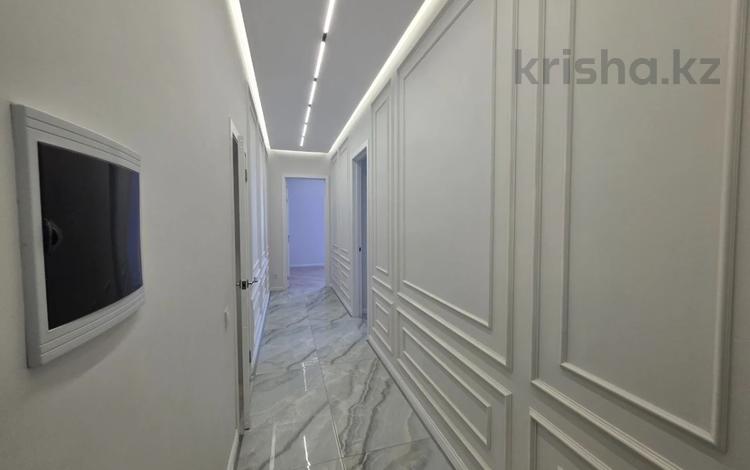 3-комнатная квартира · 75.7 м² · 10/12 этаж, Е 489 3 за 50 млн ₸ в Астане, Нура р-н — фото 2