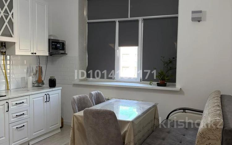 2-комнатная квартира · 72.1 м² · 2/5 этаж, мкр Самал, Мкрн Самал 60а блок Г за 32 млн ₸ в Атырау — фото 2