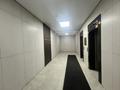 3-комнатная квартира · 120 м² · 9/19 этаж, Куанышбаева 15 — Кошкарбаева за 400 000 ₸ в Астане, Сарайшык р-н — фото 2