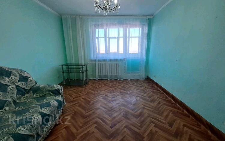 2-комнатная квартира, 52.2 м², 8/9 этаж помесячно, Жданова 14 за 100 000 〒 в Уральске — фото 2