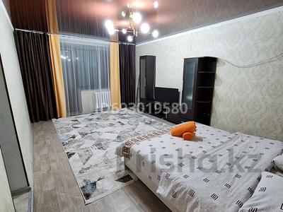 1-комнатная квартира, 33 м², 4 этаж по часам, Биржан сал 82 за 2 000 〒 в Талдыкоргане