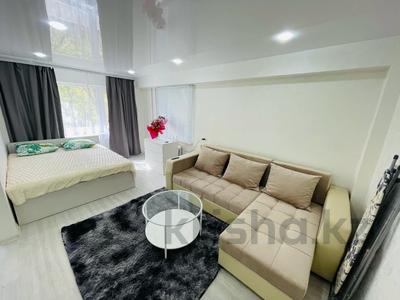1-комнатная квартира · 35 м² · 2/5 этаж, Казахстан 93 за 13 000 ₸ в Усть-Каменогорске