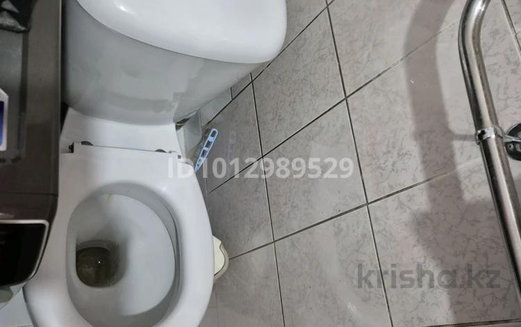 1-бөлмелі пәтер · 29 м² · 4/5 қабат, Санкибай батыр — Санкибай батыр, бағасы: 8 млн ₸ в Актобе — фото 2