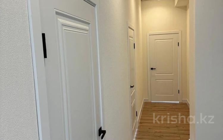 3-комнатная квартира · 100 м² · 10/10 этаж, 18А мкр 5 за 37.5 млн 〒 в Актау — фото 2